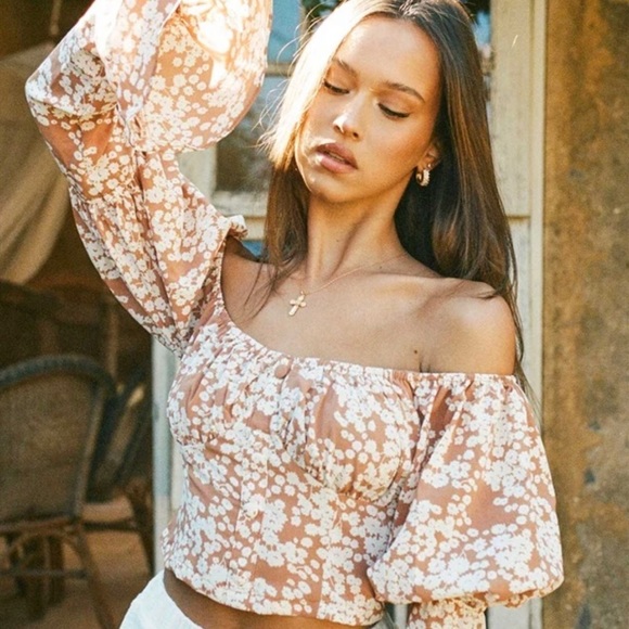 Sabo Skirt Floral Puff Sleeve Top - Picture 1 of 3